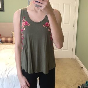 floral design tank top